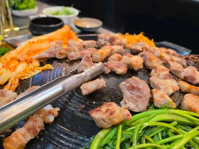 Hanpandwaejijip Inhadaeyeok店 韓牛燒肉 3