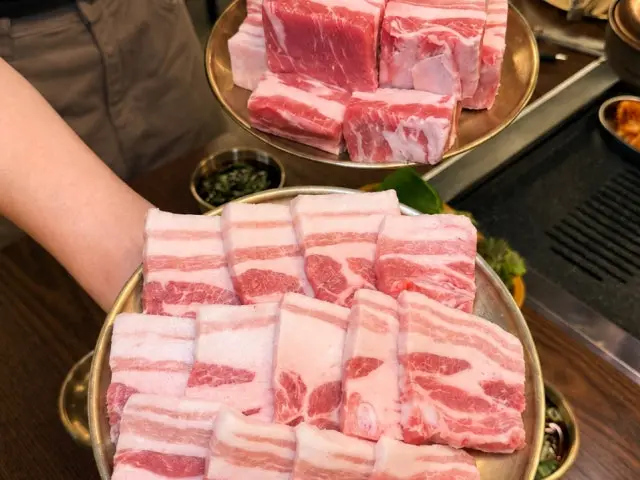 Chomokgui Daegujongro Main Branch Galmaegisal (Pork Skirt) 1