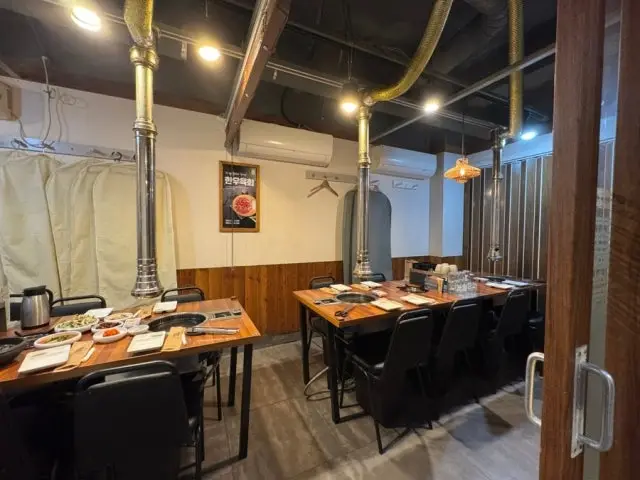 Chonnomgogijip Main Branch Korean BBQ with Private Rooms 3