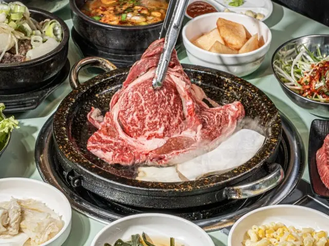 Kkuseokjidolpanhanu Juan Branch Hanwoo (Korean Beef) 1