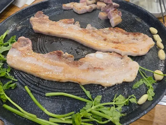 Igasotttukkeongsamgyeopsal Hyangchon店 照片 3