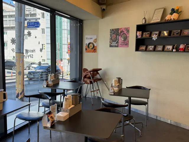 Pujutgan Gogidosirak Dongraejikyeong Branch Samgyeopsal (Pork Belly BBQ) 3