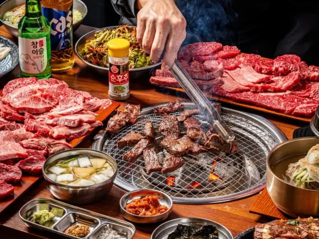 Sipnyeonhanusilbijip Suwon Branch Korean BBQ Lunch 1