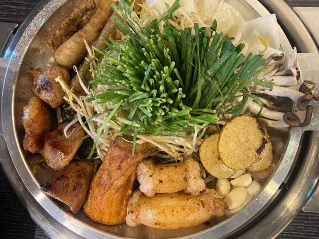 Baeknyeongopchang Beef Gopchang 1
