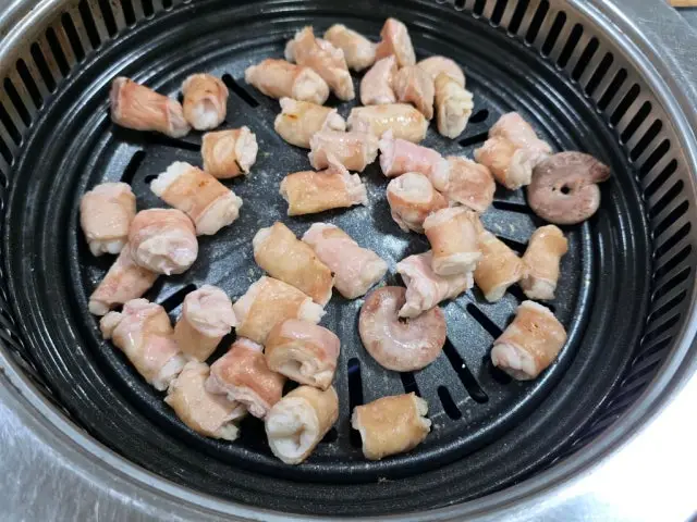 Sapgyodurigopchang Gopchang (Grilled Intestines) 1