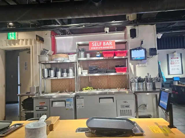 Sogeumchanggonaengsamgyeop Bangbae Branch Galbi (Korean Short Ribs) 3
