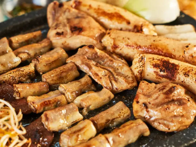 Chakhansogopchang Guwol Main Branch Old-School Korean BBQ 1