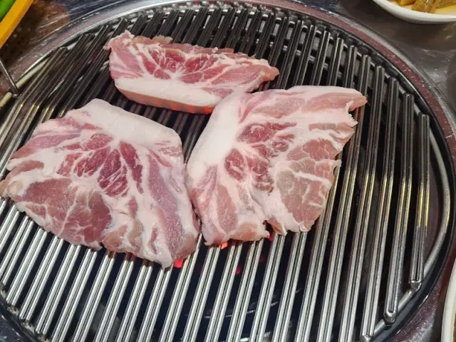 Yeontangongjang Gopchang (Grilled Intestines) 3