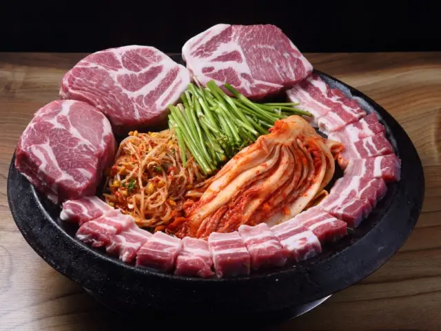 Halmaesotttukkeongsamgyeopsal Geomdanwanggil Branch Samgyeopsal (Pork Belly BBQ) 2