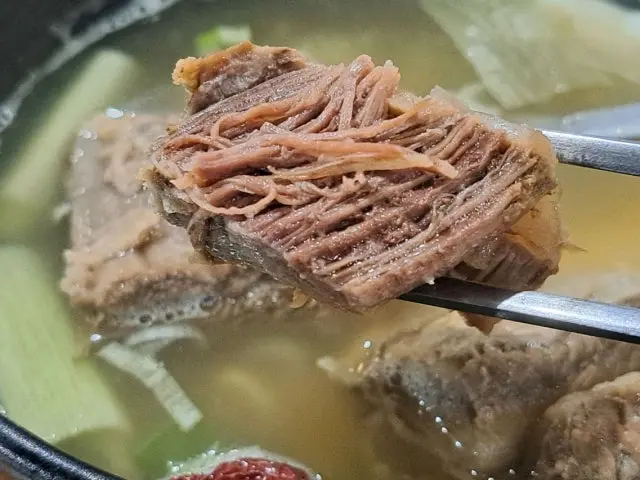Gaonsutgalbi Chadolbagi (Beef Brisket) 2