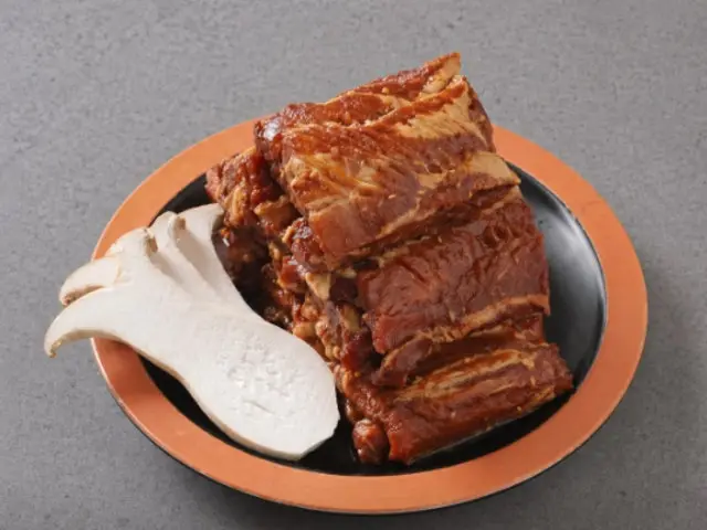 Hongdamsutbulgalbi Samgyeopsal (Pork Belly BBQ) 1