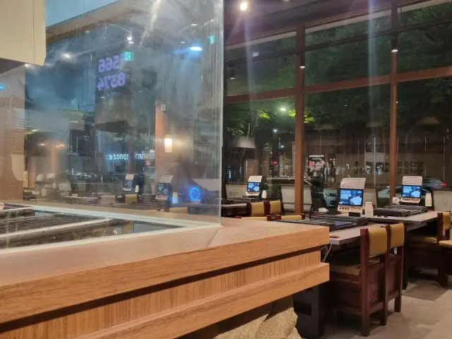 Hanjeongpan Jejudwaejijip Songdo Branch Daepae (Thin-Sliced Pork Belly) 3