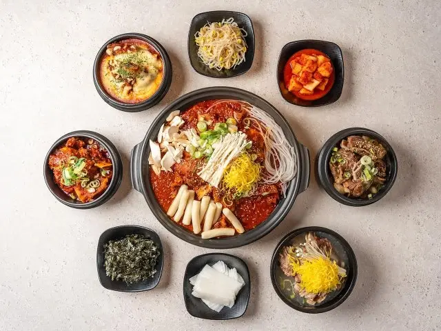 Sogalbijjimwatso Main Branch Galbi (Korean Short Ribs) 1