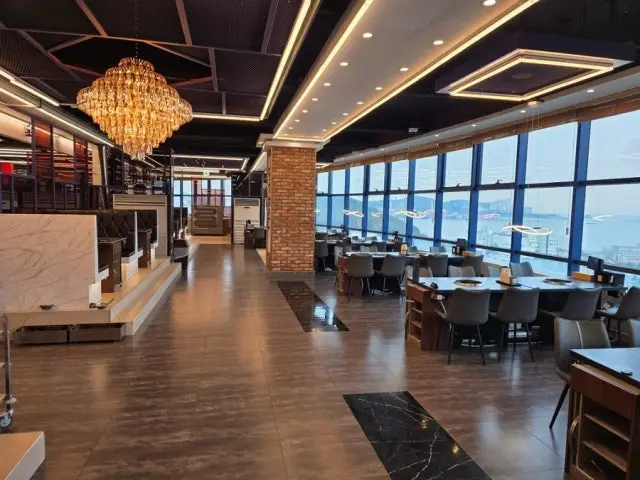 Seogachuksanchakhangalbibonjeom 韩式生拌牛肉 3