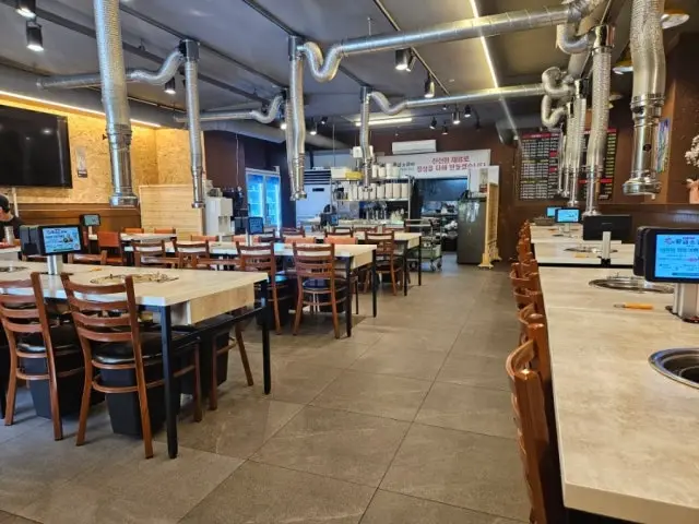 Hwanggeumsogalbi Yeongtong店 写真 3