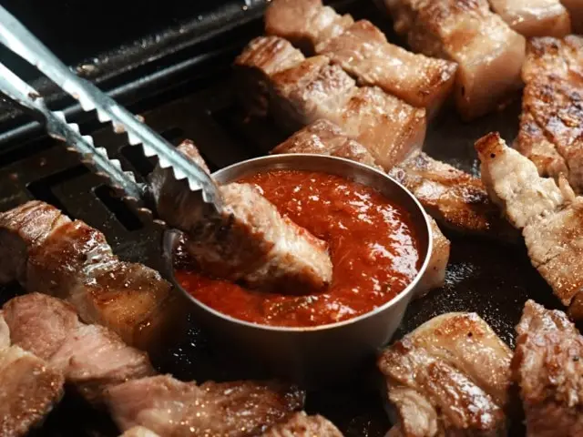 Butasinise Haeundae Branch Ogyeopsal (Skin-On Pork Belly) 2