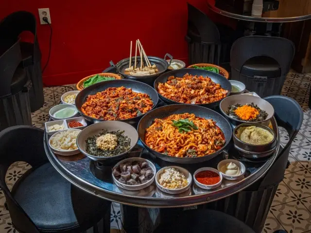 Akmacheolpangopchang Late-Night Korean BBQ 1