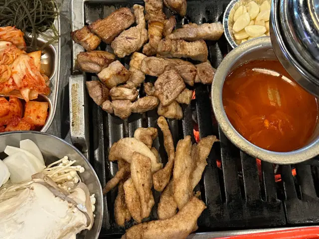 Baujumeokgogi Incheonjakjeon Branch Galbi (Korean Short Ribs) 2