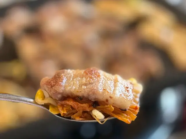 Seokchonhandongadeun Samgyeopsal (Pork Belly BBQ) 2