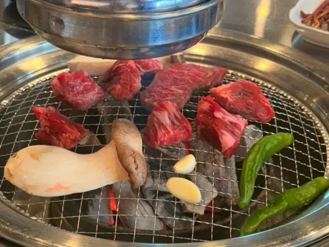 Uridongnejeongyuksikdang Eungam2ho Branch Butcher Shop BBQ 3
