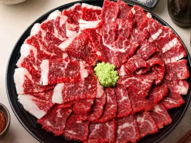 Gogyeolhanu Yukhoejip Galbi (Korean Short Ribs) 1
