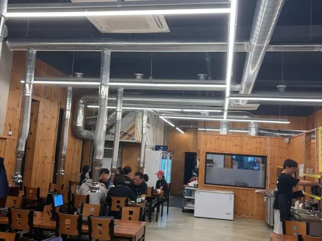 Seutameokdongogimuhanripil Gangreungnaegok店 照片 3