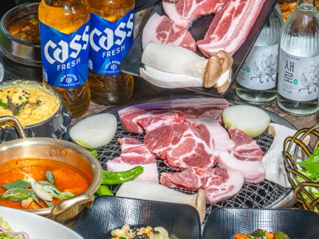 Sancheonggolheukdon Dongtanhosugongwon店 帶皮五花肉 1