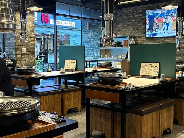 Donbaekhwaro Jamsilsaenae Branch Hangjeongsal (Pork Jowl) 3