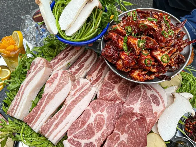 Gimsukseong Euljiroyeok Branch Moksal (Pork Neck) 1