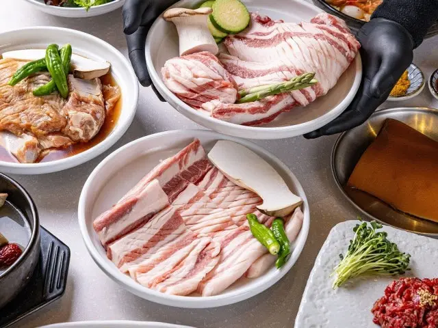 Haeunok Sutbulgadeun Samgyeopsal (Pork Belly BBQ) 1