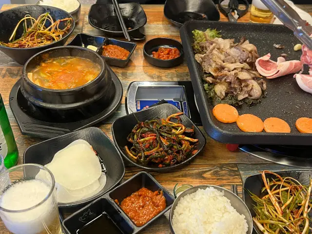 Kkodeuldaepae Yeonje Branch Naengsam (Frozen Pork Belly) 2