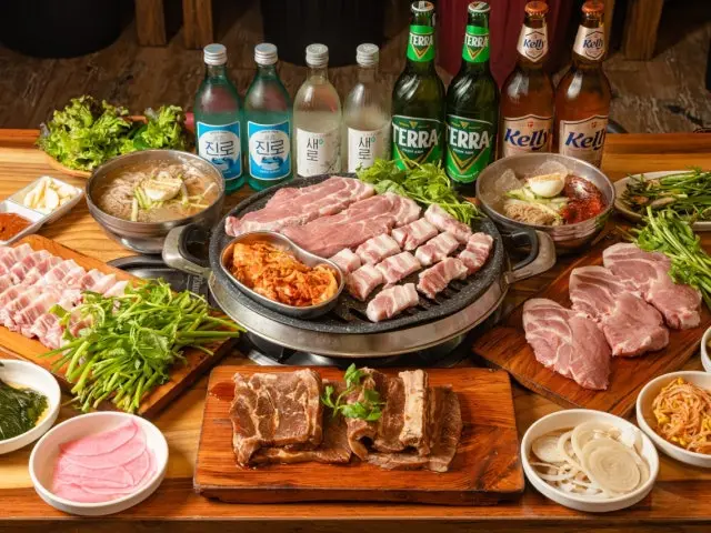 Jangsusaenggogi Sinwol Main Branch Korean Beef BBQ (Hanwoo) 1