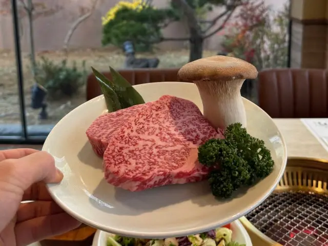 Ujeok Dongraejikyeong店 烤肉 1