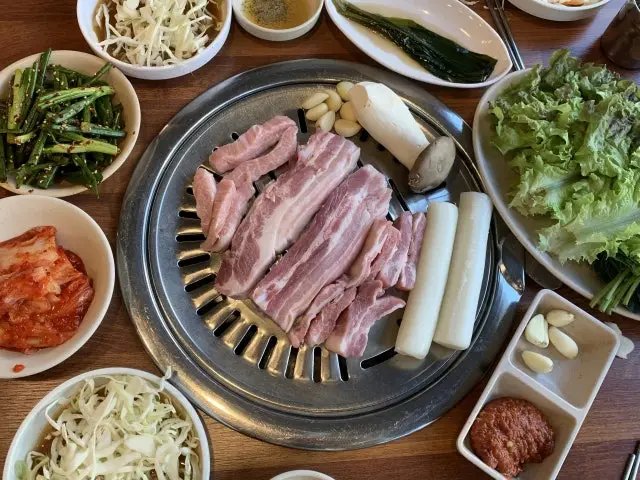 Chamsutgol Korean Beef BBQ (Hanwoo) 1