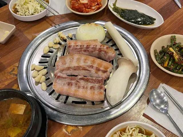 Chamsutgol Korean Beef BBQ (Hanwoo) 3