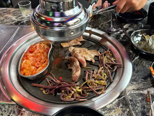 Sinkkangtongdwitgogi Sangbong Branch Naengsam (Frozen Pork Belly) 3
