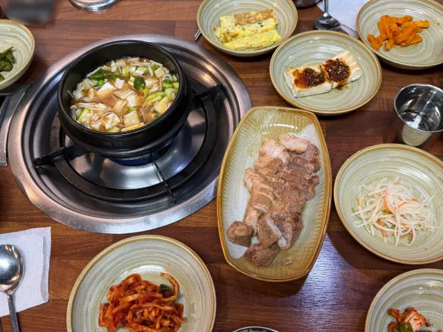Cheonghasaenggogi Solo-Friendly Korean BBQ 2