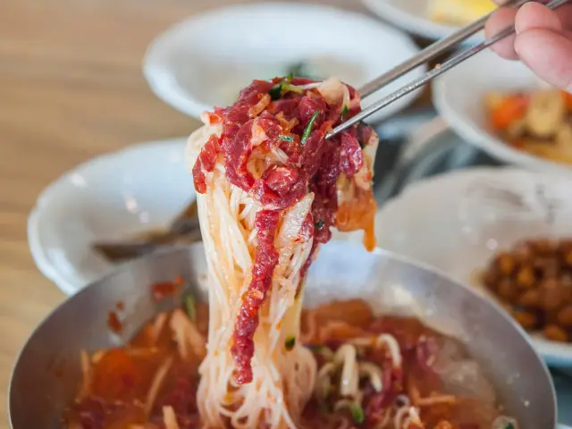Hwangyahanusutbulgui Charcoal-Grilled Galbi 2