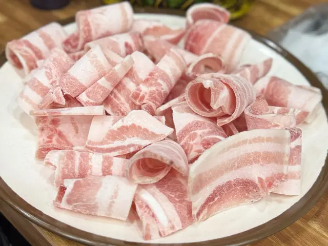 Assadaepaesamgyeopsal Sintan店 五花肉烤肉 3