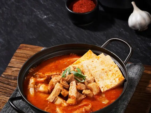 Sigoltongdwaejibokeum Busanjungang Branch Korean BBQ 1