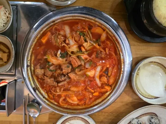 Jipsinmaeungalbijjim Senteom Branch Galbi (Korean Short Ribs) 3