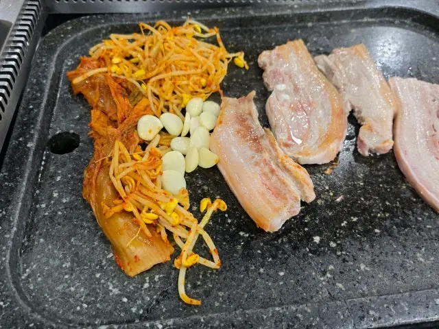 Bokdwaejidolpansamgyeopsal 照片 2