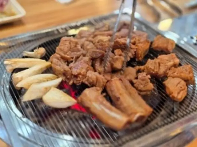 Donggangcheongjeonghanuaenhandon Yukhoe (Korean Beef Tartare) 2