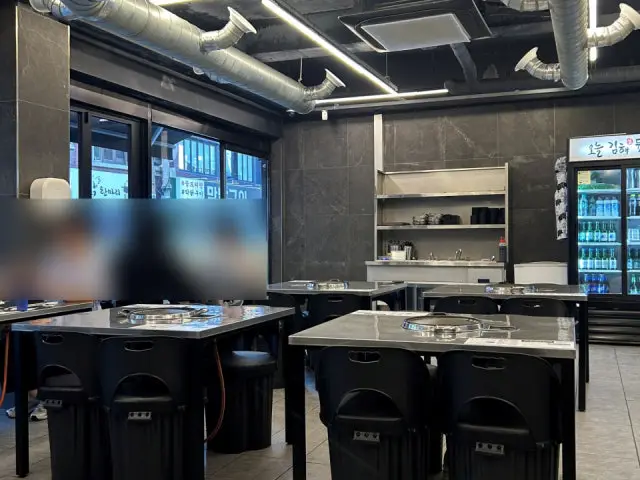 Oneulgimhaedwitgogi Main Branch Korean BBQ 3