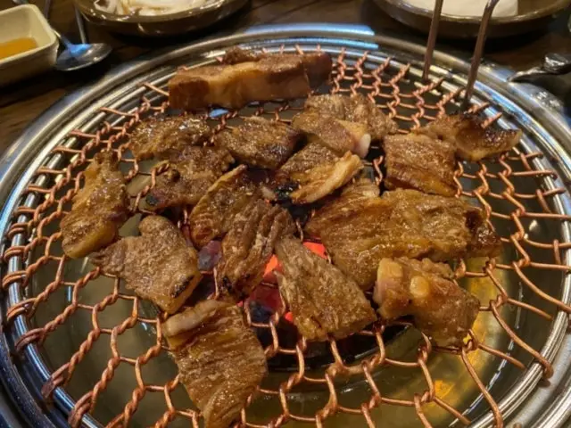 Dolsansutbulgalbi Jinhae Branch Charcoal-Grilled Galbi 2