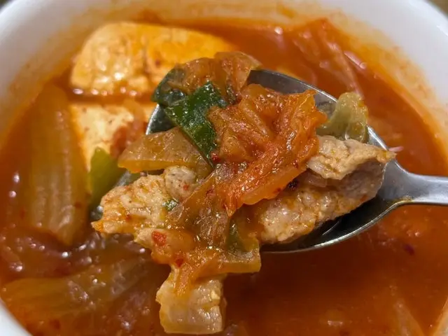 Sinseongjeongyuksikdang&gimchijjigaejeonmunjeom 照片 3
