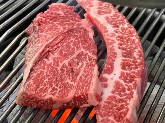 Hyeongjejeongyuksikdang Saeng Galbi (Fresh Short Ribs) 3