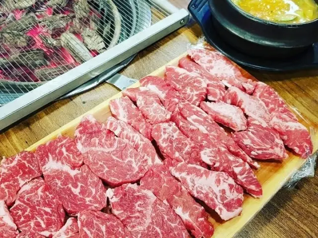 Hwangsogalbi Galbisal (Beef Rib Fingers) 1