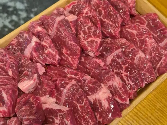 Hwangsogalbi Galbisal (Beef Rib Fingers) 3