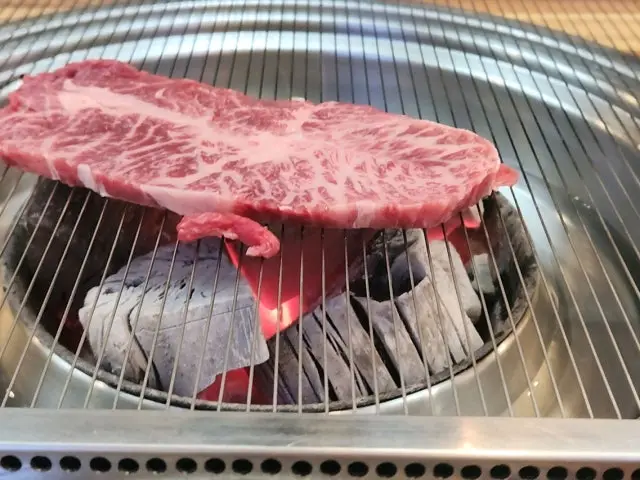 Dadaehanugojip 家族向け焼肉 3